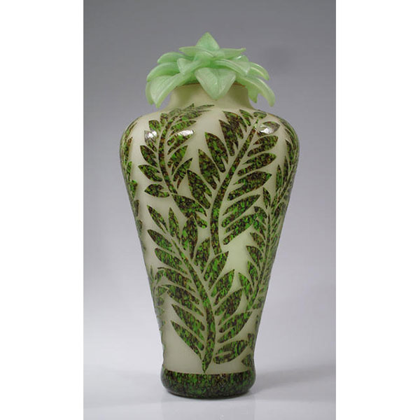 Floral-Urn-in-Green