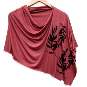 Laurel Lightweight Poncho by Windsparrow