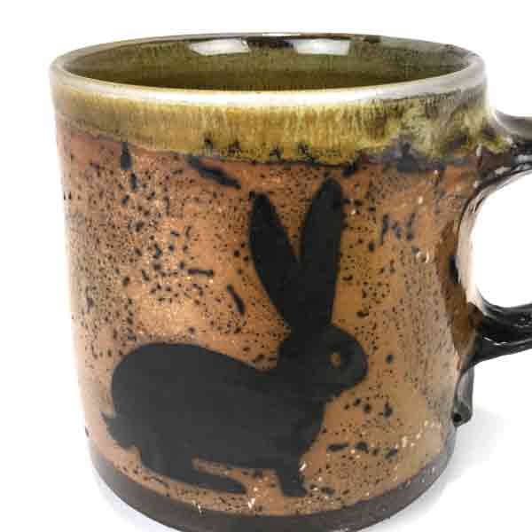 Upright Sitting Rabbit Cylinder Pottery Mug