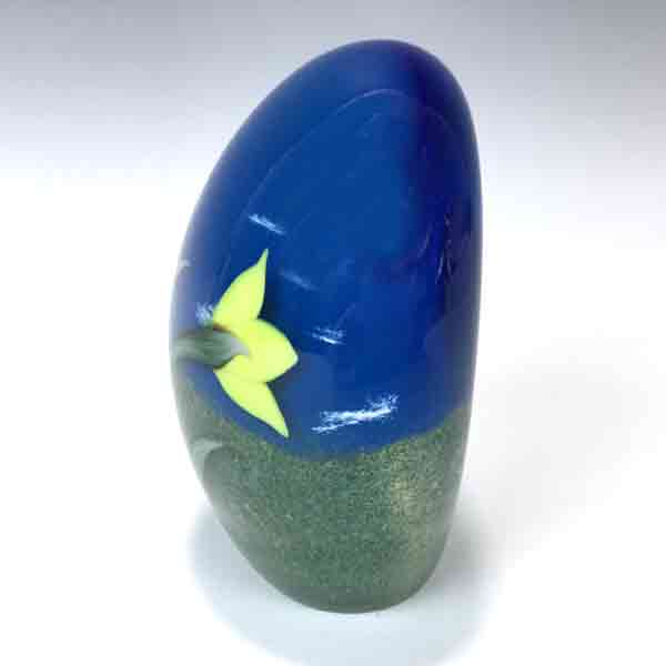 Daffodil Freeform Paperweight by Chris Sherwin