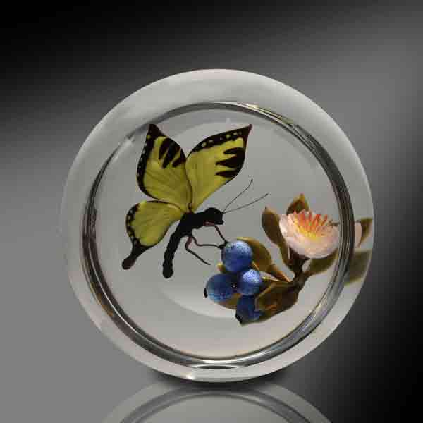 Butterfly and Berries Paperweight Victor Trabucco
